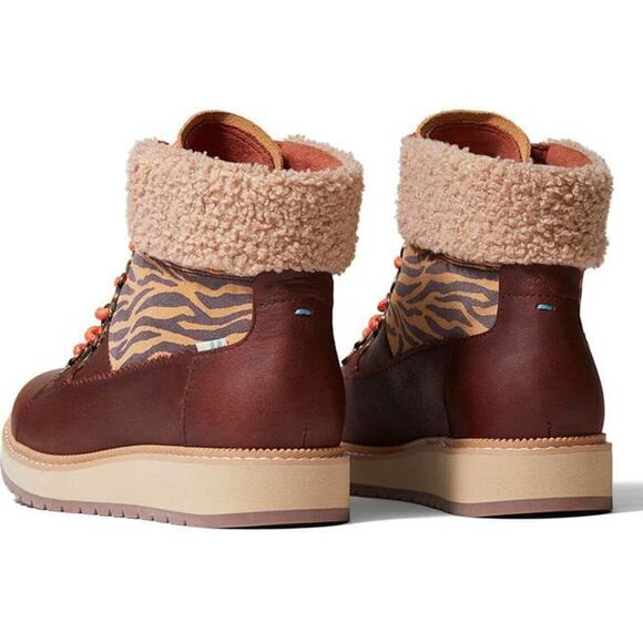 Toms Mesa Boot Womens Size 6 Waterproof Zebra Nylon Faux Plush Animal - Picture 3 of 4